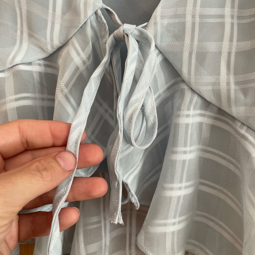 Mable Ruffle Tie Front Blouse - Picture 5 of 6